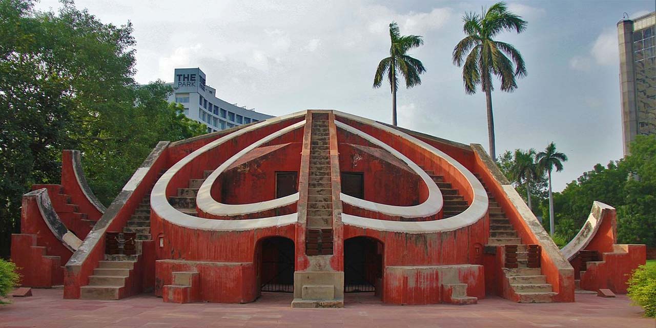 Jantar Mantar, Delhi Tourist Attraction