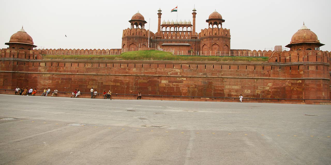 Red Fort, Delhi Tourist Attraction